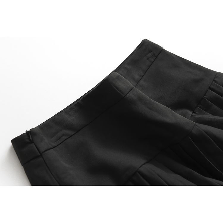 X652 Chân váy xếp ly xuất dư của LEDIN 2 tầng