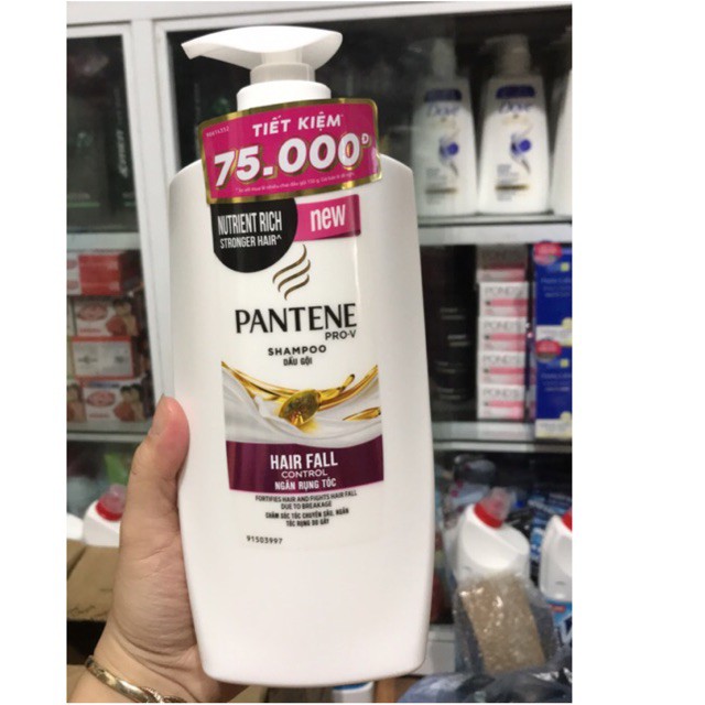 Dầu gội dưỡng chất ngăn rụng tóc Pantene chai 900g