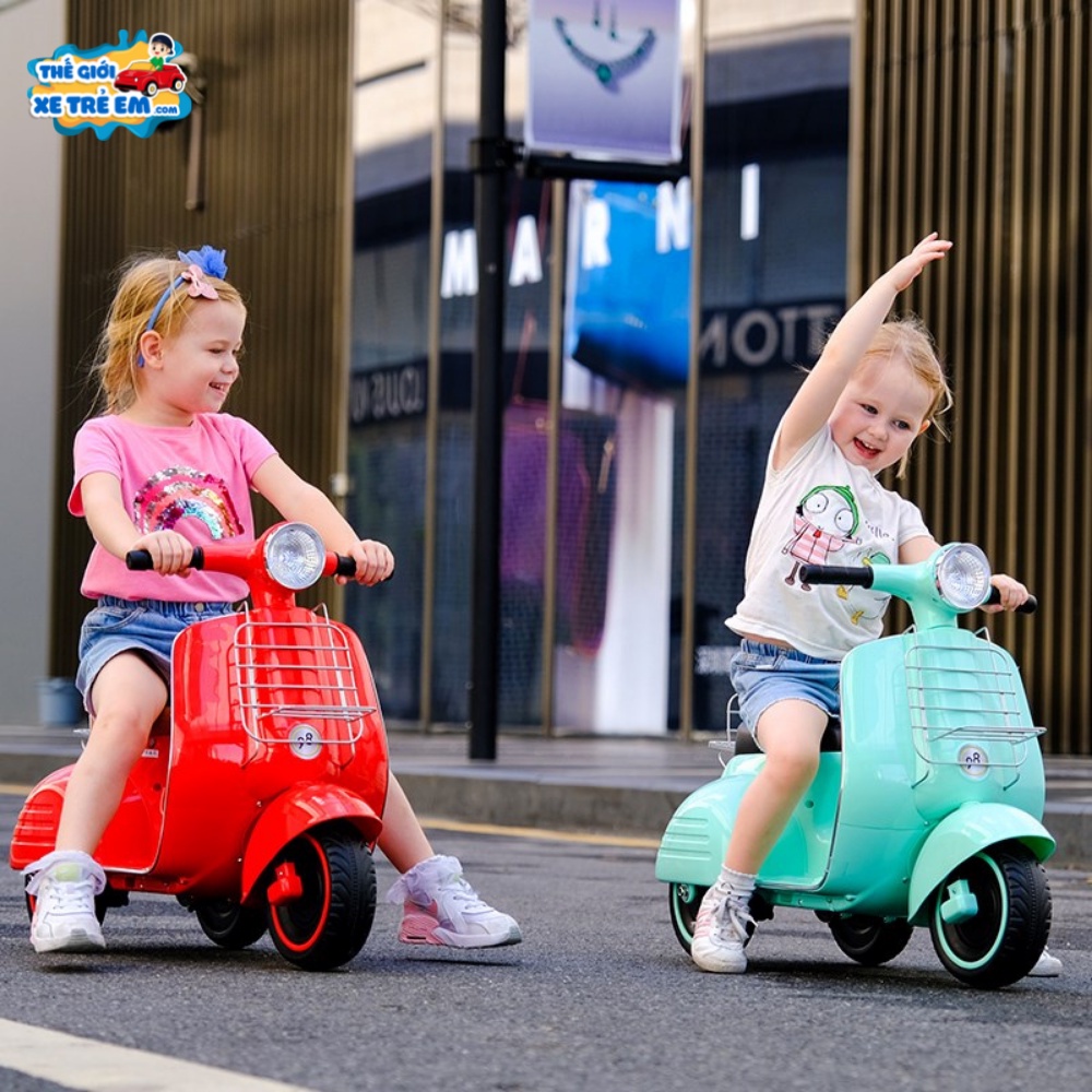 Xe mô tô cho bé Vespa BRJ.6288-3