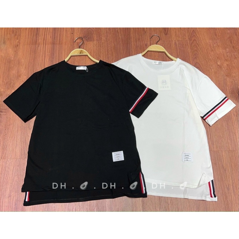 Áo phông logo viền sọc tay