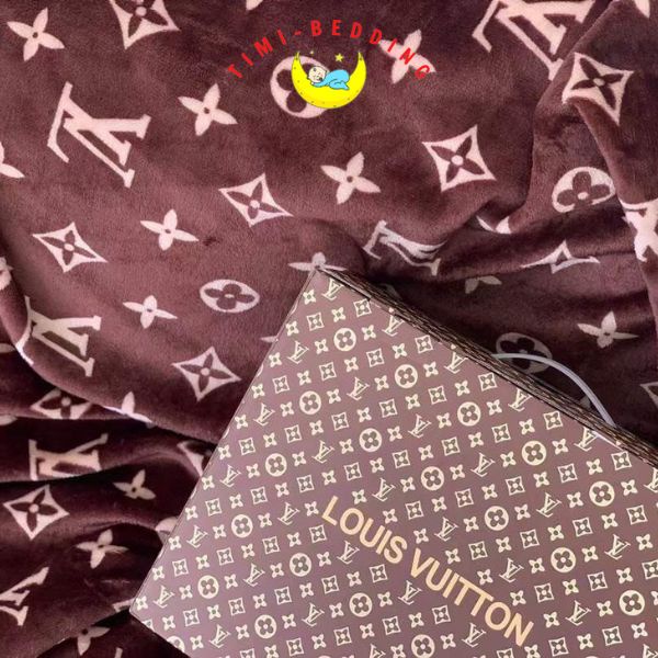 Chăn mền lông tuyết cho bé thương hiệu LV ấm áp, thoáng mát kích thước 1,5x2m – Timibedding
