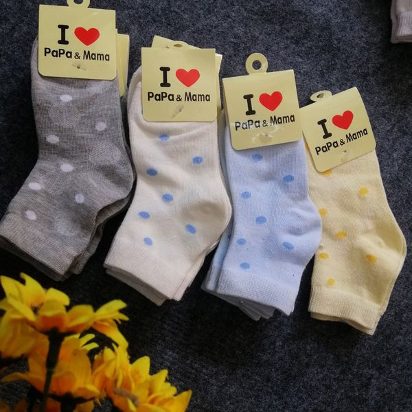 Tất Vớ len mềm mại giữ ấm cho bé trai bé gái chống trượt