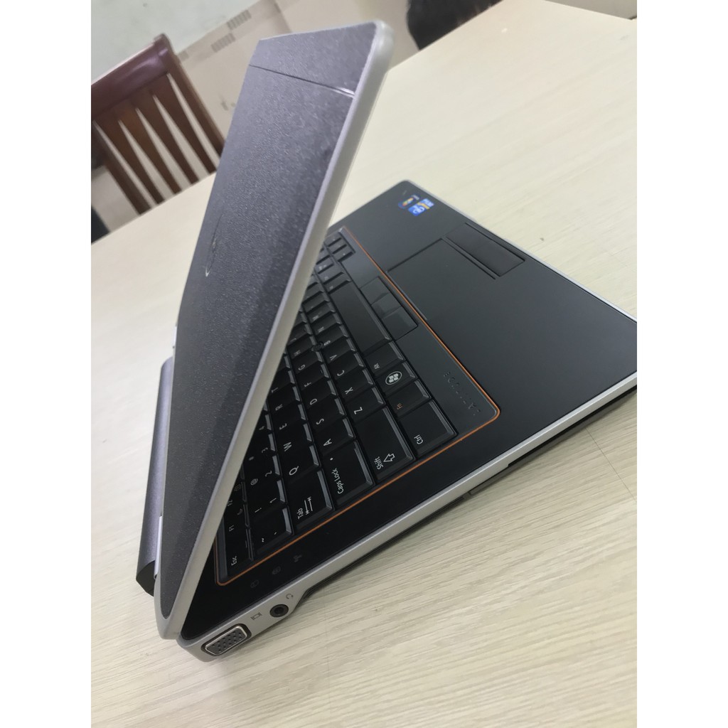 Laptop cũ dell latitude E6320 hàng thanh lý quân đội mỹ
