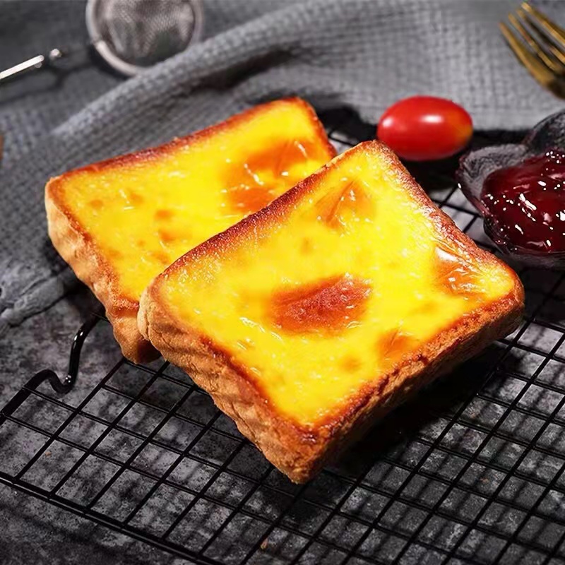 Bánh mì Phô Mai nướng vị việt quất thùng 800g