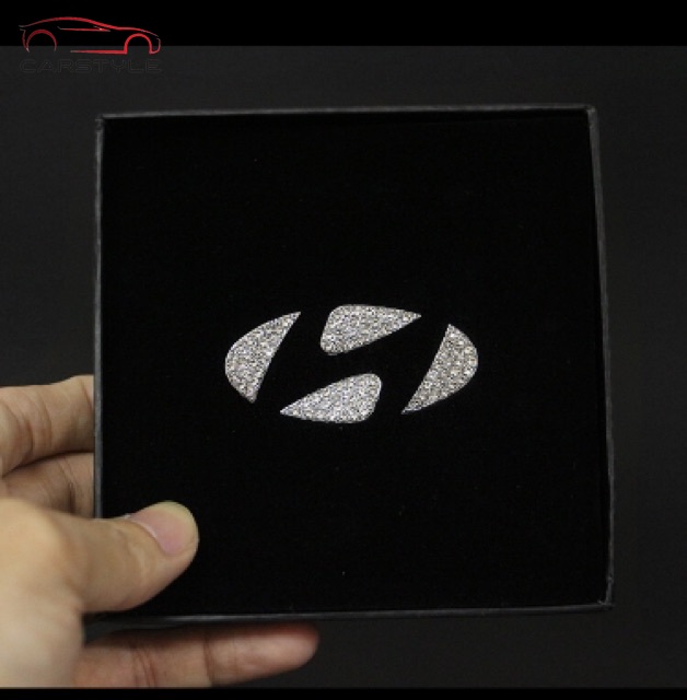 Logo đính đá trang trí các dòng xe hiện đại  KIA BENZ BMW Toyota Ford VOLVO MAZDA MITSUBISHI Audi HONDA CX5 CX3 Lexus