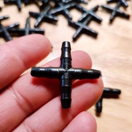 van chia 3 oxy, Co2 hình chữ thập