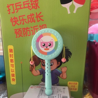 Trống lắc xúc xắc cho bé