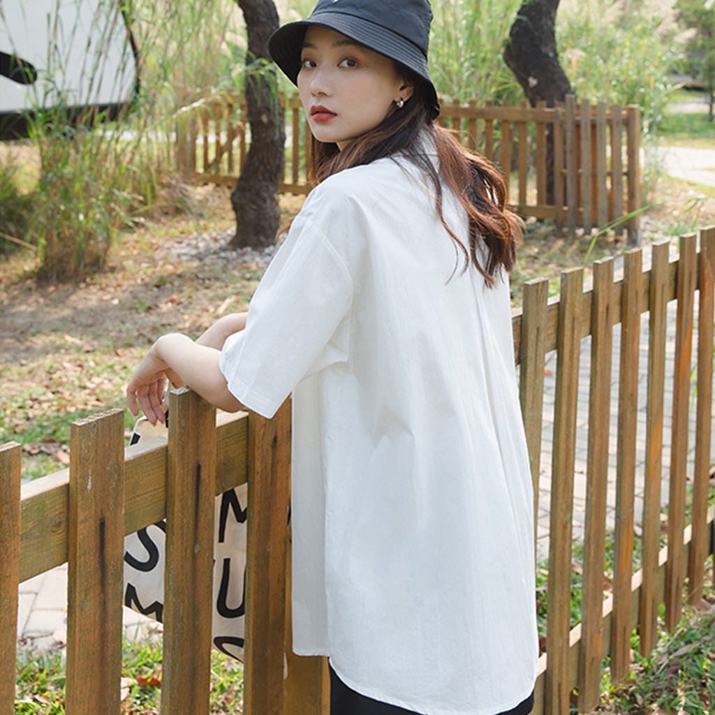 [Mã FAMARAL1 giảm 10K đơn 50K] áo sơ mi nữ trắng form rộng công sở kiểu tay ngắn đẹp VAVASA SM07 | BigBuy360 - bigbuy360.vn