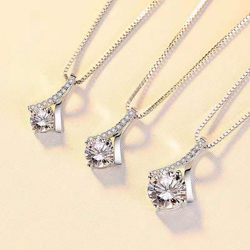 Vòng cổ Mặt Hình Xương Cá Đính Đá Zircon