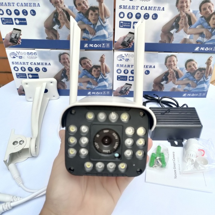 Camera ngoài trời yoosee 4 râu 20led 3.0Mpx siêu nét, đàm thoại 2 chiều, chịu nắng mưa, có màu ban đêm