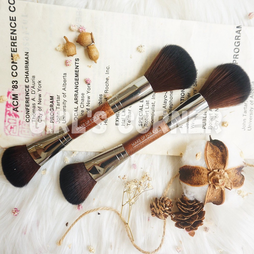 Cọ má(khối) - phủ 2 đầu Make Up For Ever 158