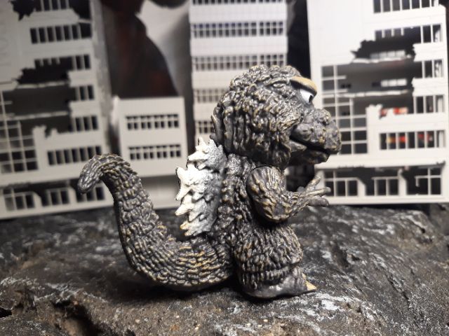 Mô hình đồ chơi khủng long Godzilla baby siêu kute 10cm.