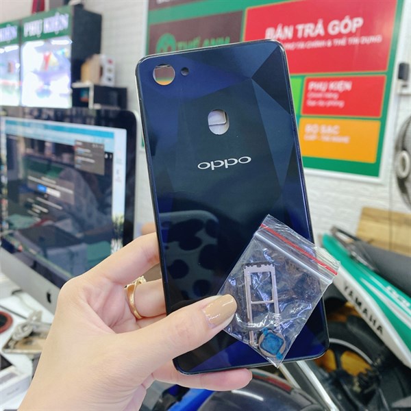 Bộ vỏ Oppo F7