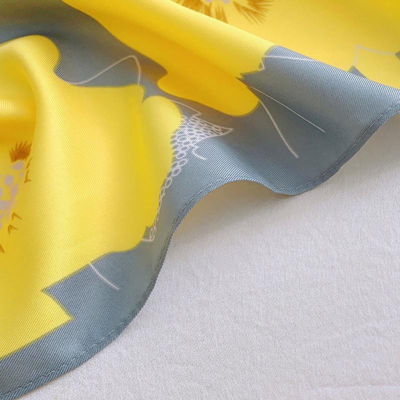 Khăn Choàng Lụa Satin 90x90cm In Họa Tiết Hoa Thời Trang Cho Nữ