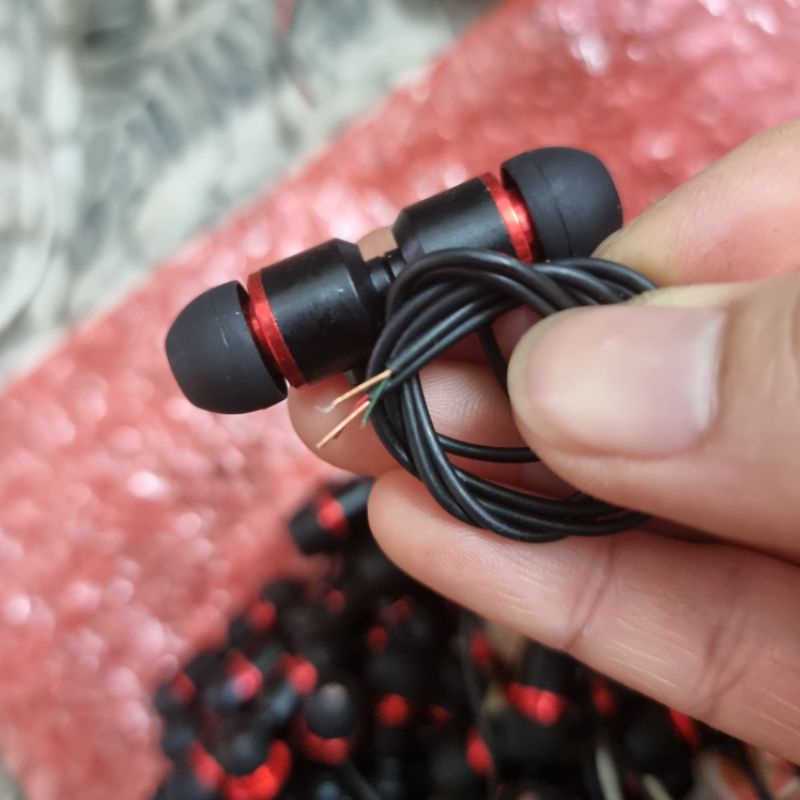 1 đôi tai nghe bán giá thành phẩm hàng tồn kho bass căng