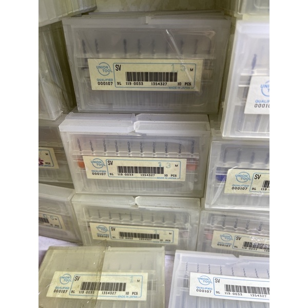 Mũi khoan mạch siêu nhỏ hàng nhật.