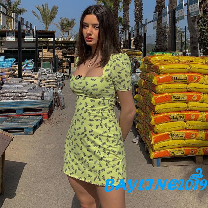 Đầm Nữ Ngắn Tay Cổ Vuông In Hình Quả Dâu Thời Trang