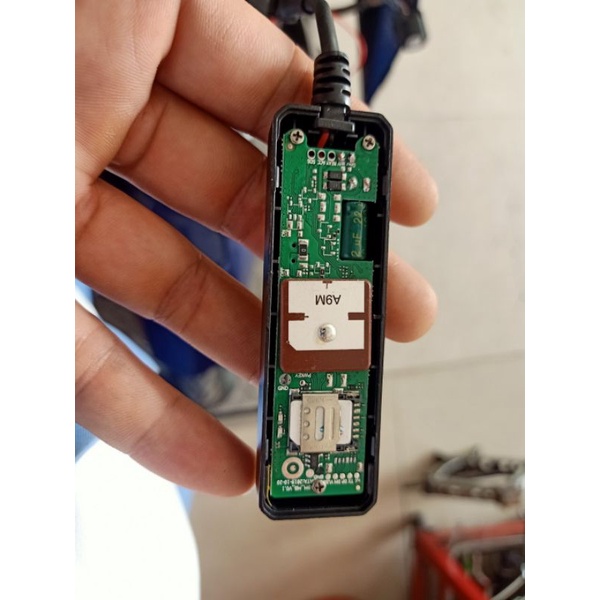 ĐỊNH VỊ XE MÁY GPS A9 KHUYẾN MÃI TẶNG KÈM SIM VIETTEL MIỄN PHÍ 1 NĂM
