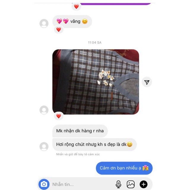 Áo gile len họa tiết caro màu xanh dương phong cách vintage