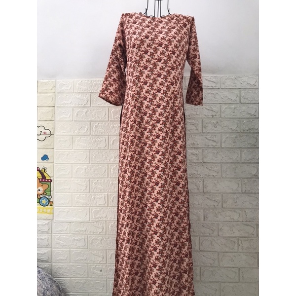 Áo dài hoa 3d siêu lụa- size L eo 73-78cm