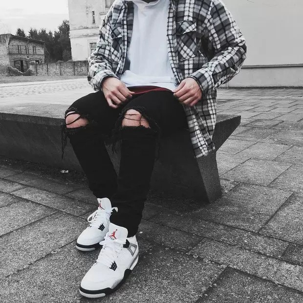 Quần Jeans ZIP Rách gối - Giá sỉ Unisex