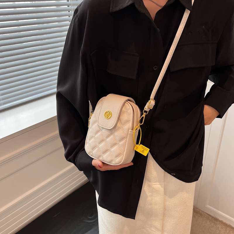 Túi da mềm đeo chéo IELGY đựng điện thoại họa tiết hình thoi thời trang dành cho nữ