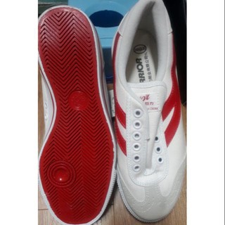 Giầy bóng bàn warrior