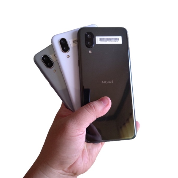 Điện thoại Sharp Aquos Sense3