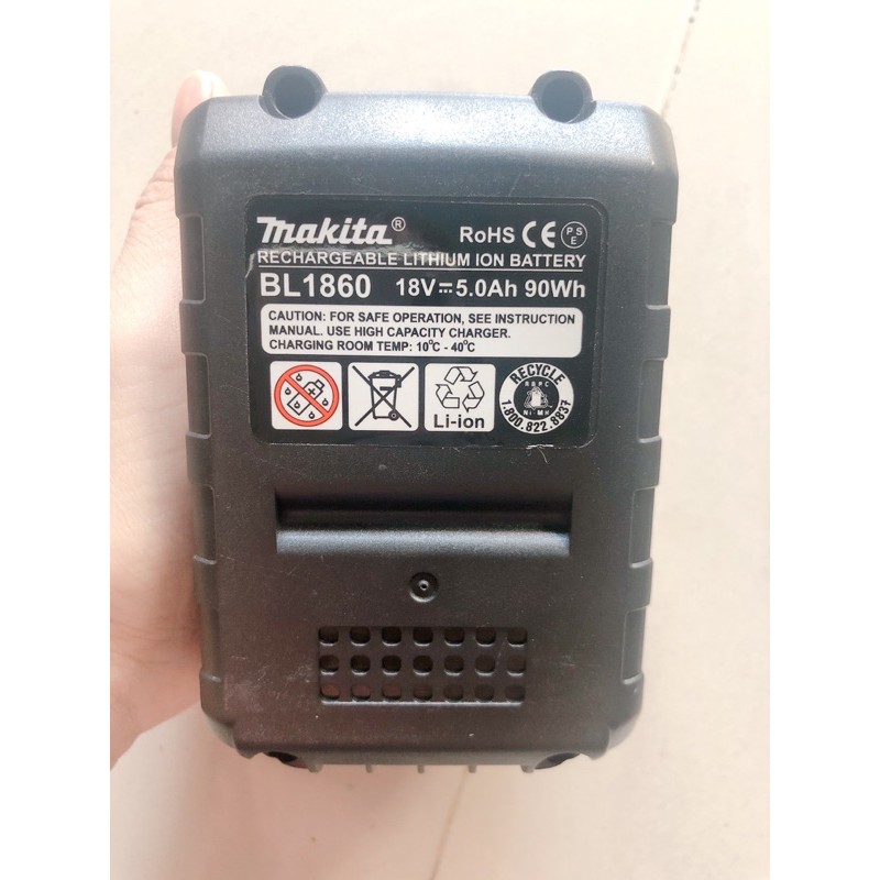 Pin makita 18v 5A có leb báo pin.pin đóng mới