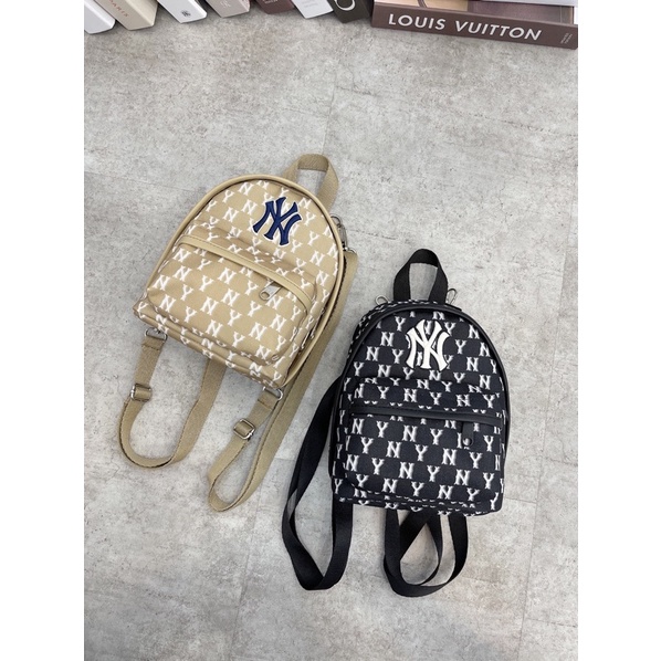 (HÀNG XUẤT XỊN) Balo nhỏ B220 2 màu M//L//B N//Y MONOGRAM MINI BACKPACK BLACK Kích thước: 24 cm x 10.5 cm x 19 cm