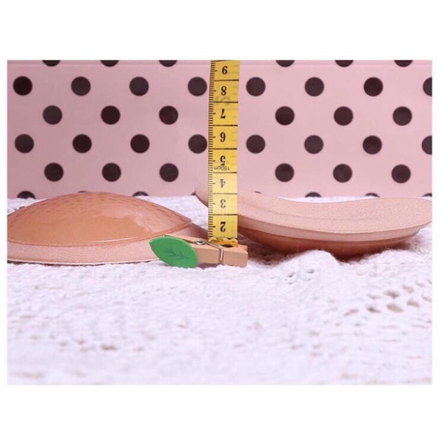 Một đôi miếng dán tim độn ngực nâng vòng 1 đẹp