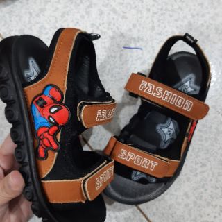 Sandal siêu nhân bé trai