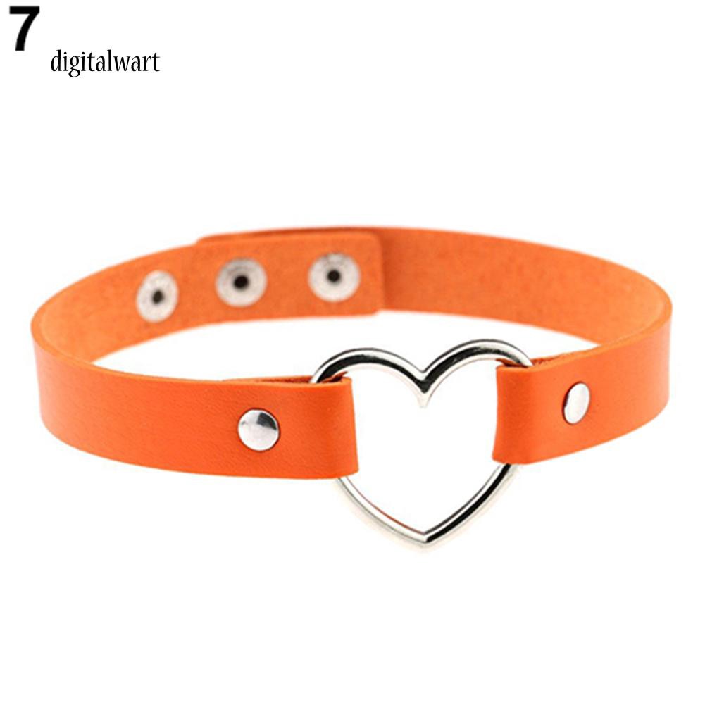 Vòng cổ choker da nhân tạo mặt trái tim kim loại phong cách Gothic trẻ trung cá tính dành cho nữ | BigBuy360 - bigbuy360.vn