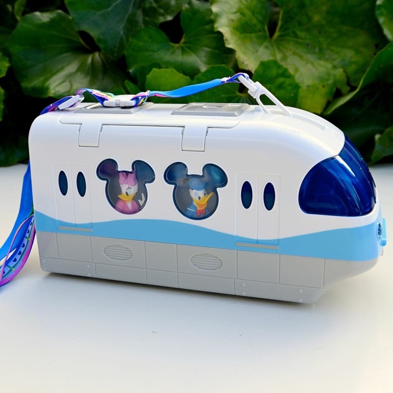 Xe Disney có quai đeo với hình ảnh Mickey và Donald