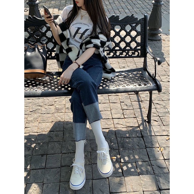 Quần Jean Nữ Màu Sắc Tương Phản