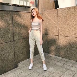 Quần kaki viền hông lưng thun