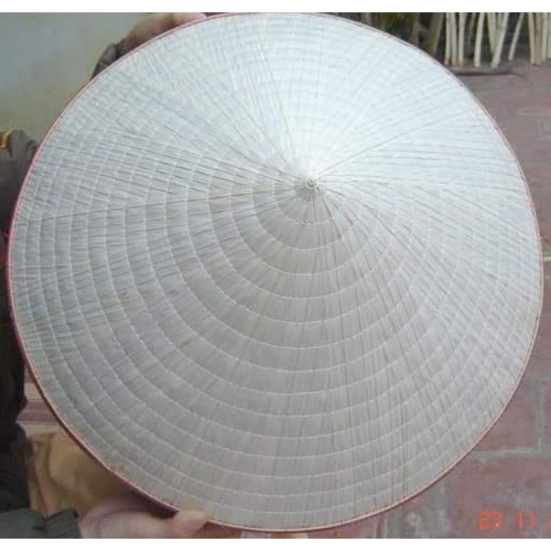 ComBo 1 Nón lá + 1 quai+ 1 bao nilon + nón đã quang dầu ( bán từ 5 cái)