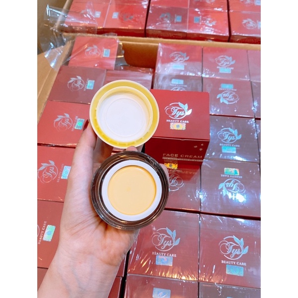 Kem face đỏ TYS trắng da mờ nám 4in1 hộp nhỏ