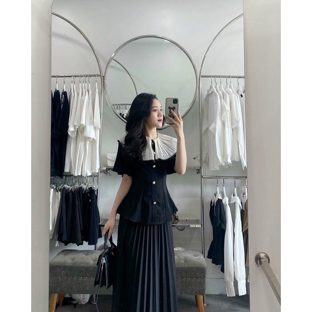 SET ÁO PEPLUM NÚT ĐEN CỔ DẬP Li NUDE KÈM CHÂN VÁY DẬP LY