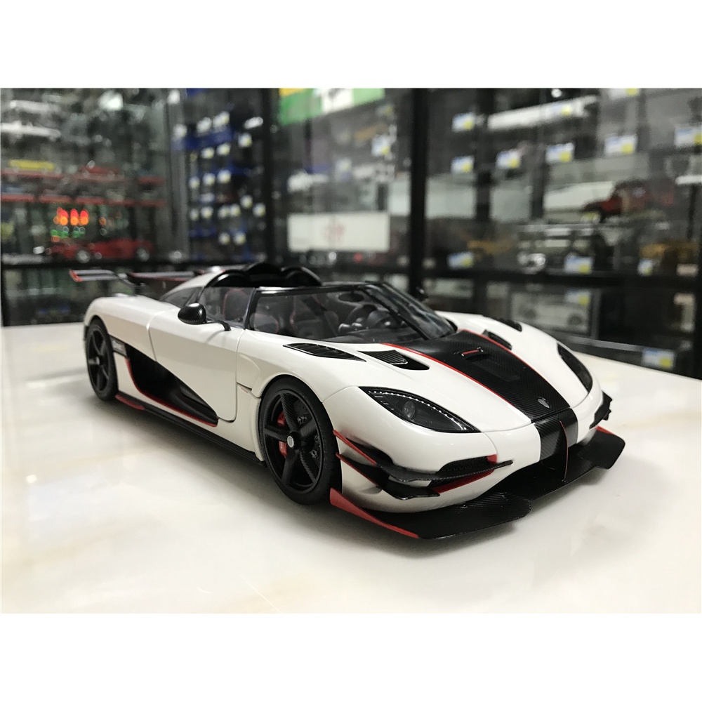 Đồ chơi trẻ em cho bé figure mô hình trưng bày trang trí deocor giá rẻ cao cấp chính hãng xe oto hơi koenigsegg trắng 9c
