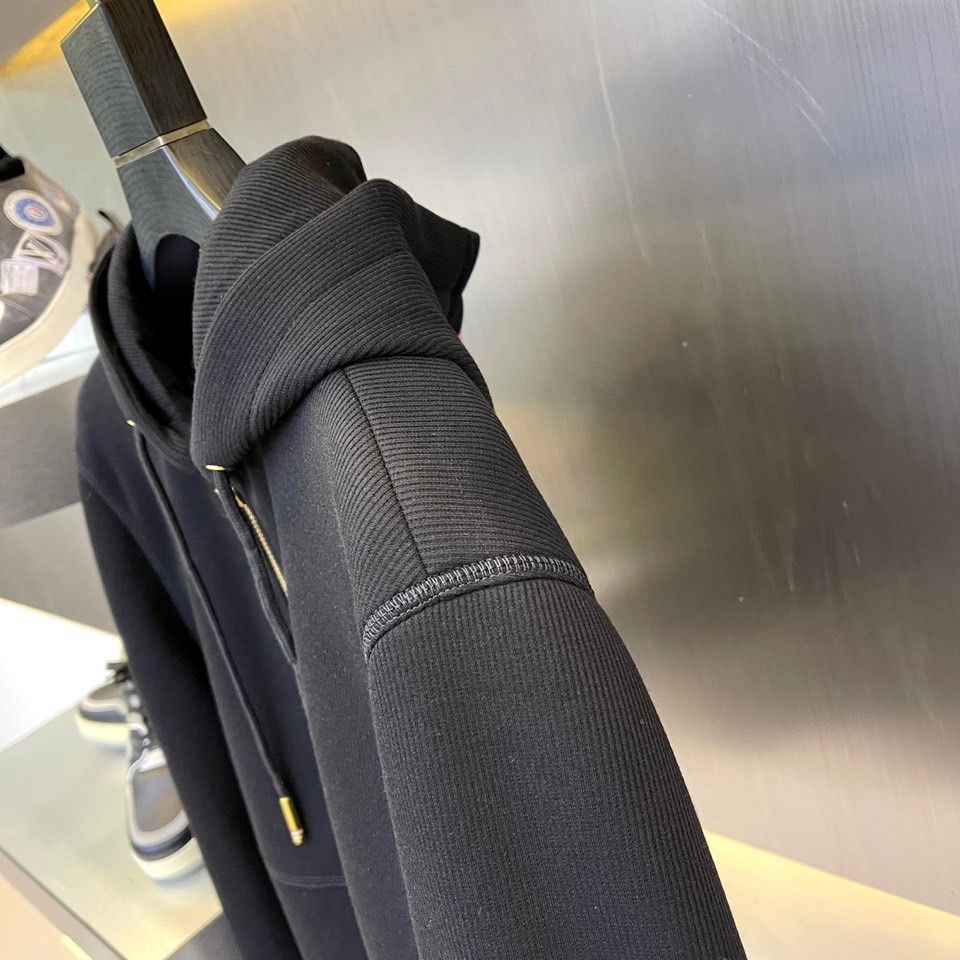 Áo khoác nỉ nam thời trang Thom Browne TB kiểu dáng trẻ trung, basic
