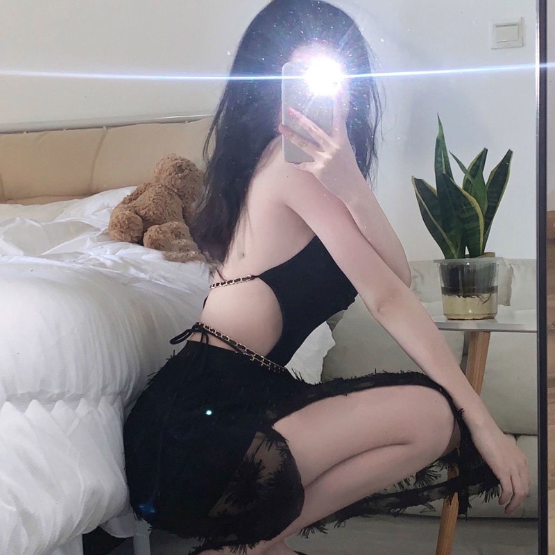 Set Cổ Yếm Đồ Bơi Dây Xích Hở Lưng Chân Váy Dài Freezia Song Jia