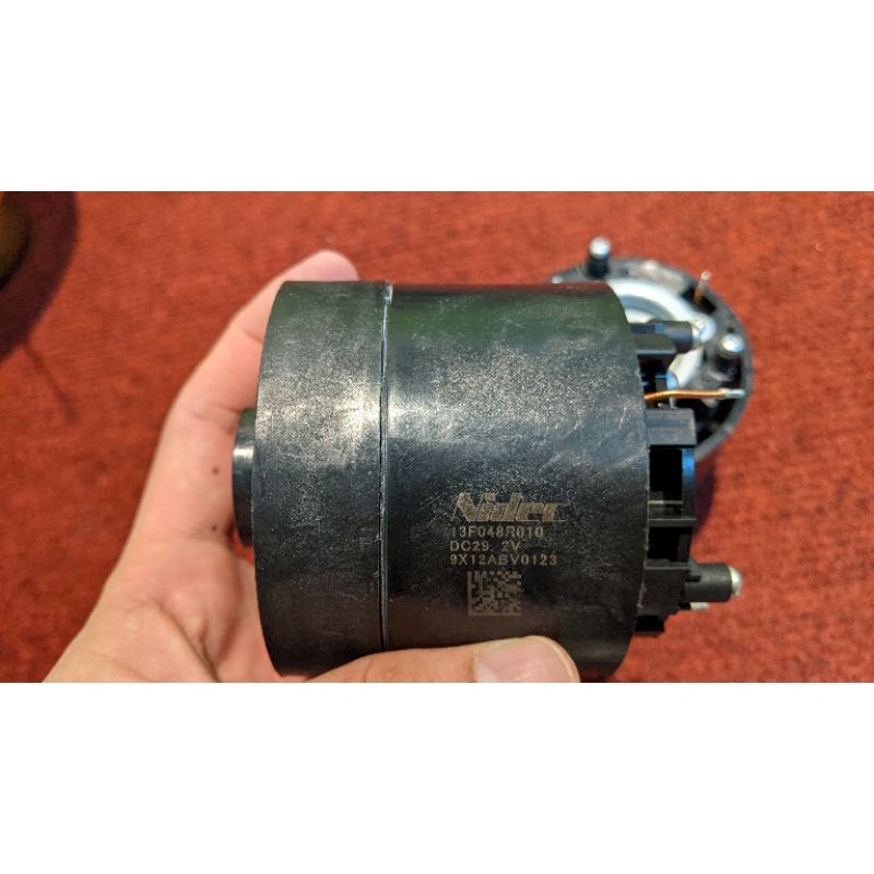 Động cơ máy hút bụi 3 pha Nidec