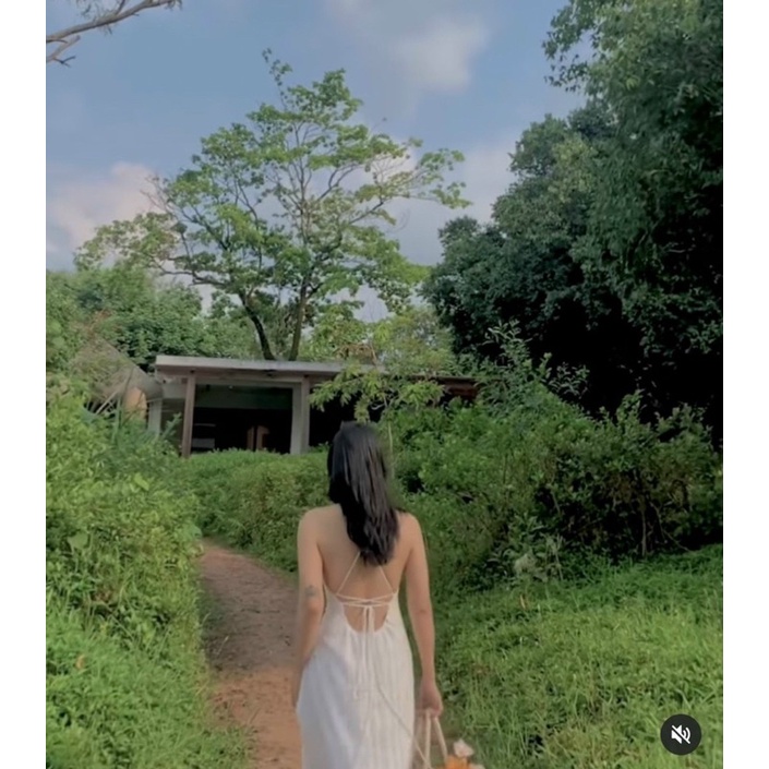 ❤❤️Đầm midi xanh cổ yếm cutout lưng❤️