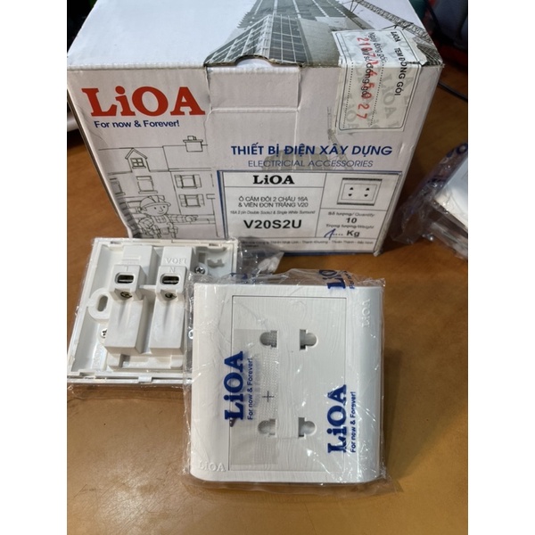 Ổ cắm đôi 16 A Vuông lioa