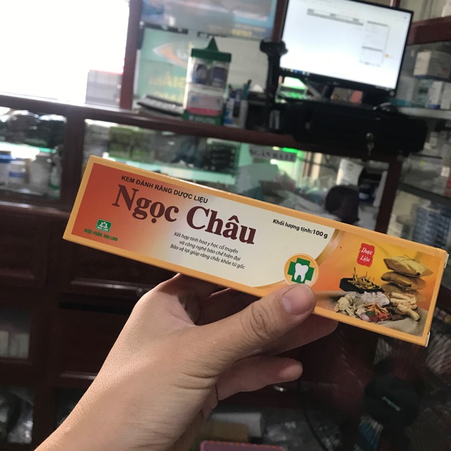 KEM ĐÁNH RĂNG DƯỢC LIỆU NGỌC CHÂU