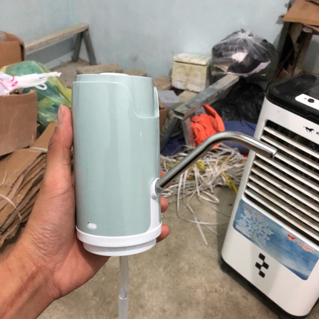 Dụng cụ bớm nước bình nước lọc