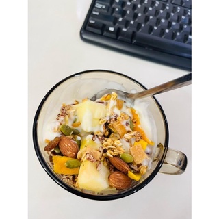 Ngũ cốc siêu hạt MinMin Granola