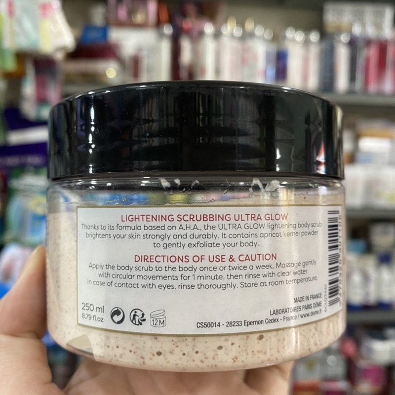 TẨY DA CHẾT TRẮNG DA DẠNG HẠT CALLIDERM ULTRA GLOW HŨ 250ML