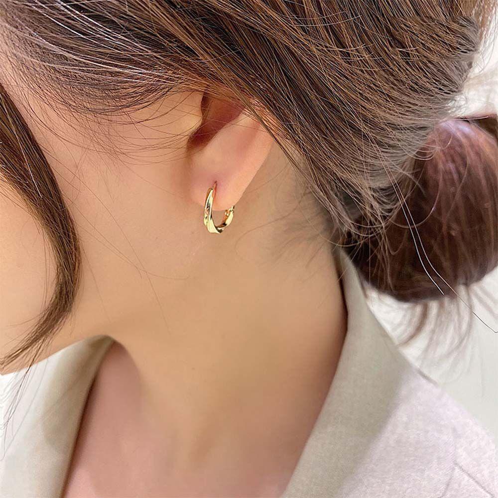 Bông Tai Hình Tròn Bằng Kim Loại Phong Cách Retro Dành Cho Nữ